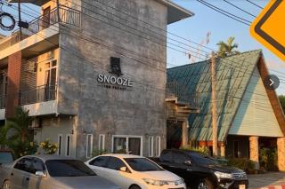 Snooze Inn Phuket - Free Shuttle to Bang Rong Pier - 1