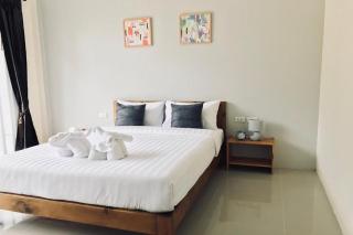 Snooze Inn Phuket - Free Shuttle to Bang Rong Pier - Ban Pa Khlok - 0