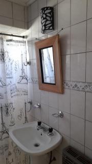 Habitacion con baño en Sweet - 5