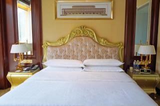 Sheraton Chongqing Hotel - 1