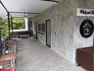White Jail at Koh Tao Hostel - 4