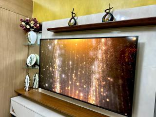65inch SmartTV - Finest Luxury - SMDC Lush - 1Br - Manila - 0