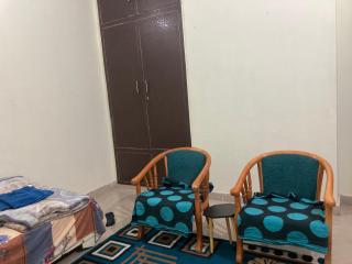 Single bed room for long stay - 4