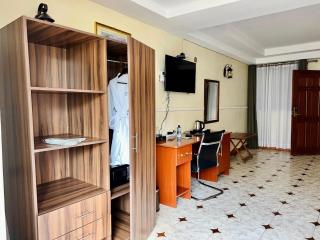 Nokras Riverine Hotel & Spa - Nairobi - 9