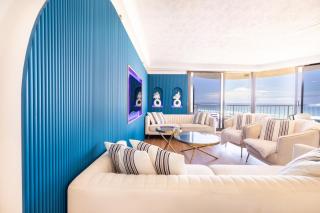 Waterfront 3-BR in the Heart of the Gold Coast - Gold Coast - 5