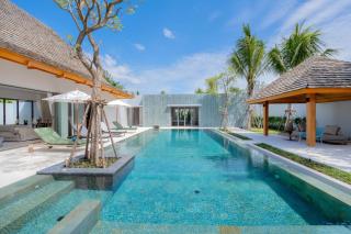 Spacious 4BR Private 15m Pool Villa Anchan V10 in Gated Residence - Ban Phru Champa - 1