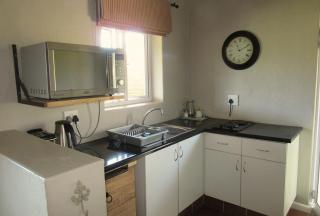 Cannon Rocks Beach Cabins - 8