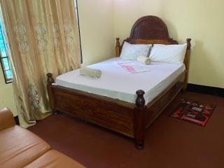 Ushongo Econostay - - 8