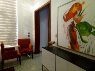 Luxe Stays - Ikota - 0