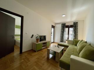 Akacia Oasis Cozy 1 Bedroom by the Sea - 0