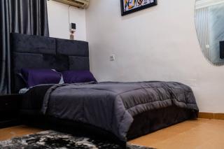 2 Bedroom Luxury Apartment with Pool -24Hrs Power -PS4 - 5