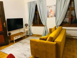 Plně vybavený apartmán u Velkého náměstí 3, Wi-Fi, Netflix, vana - Hradec Králové - 4