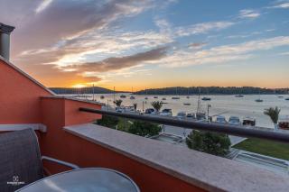 Apartment Sunset - 9