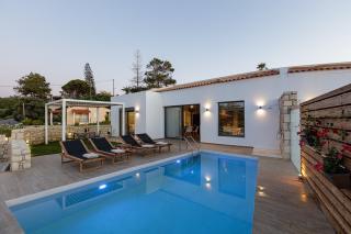 Eveland Accessible Villas - Sfakaki - 0