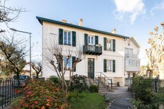 SUPERBE MAISON FAMILIALE AVEC JARDIN AU COEUR DE BIARRITZ - Biarritz - 9