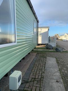 B58 3bed caravan, sleeps up to 8, free Wi-Fi, parking - Conwy - 2