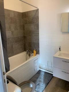 STUDIO meublé à proximité gare-Wifi - 3