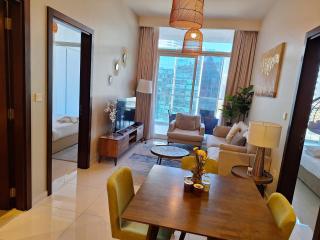 Burj Khalifa View! Modern 2BR in Dubai's Business Bay - Dubai - 2