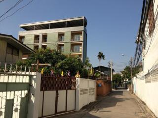 The State Apartment - Bangkok - 4