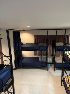 Moon Dolphin Hostel - Haad Rin - 4