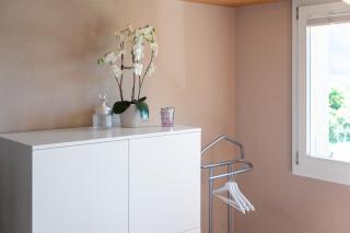 Charming Apartment-Prime Location - 1