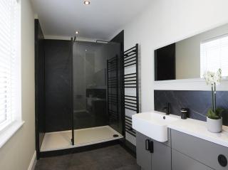 The Albermarle - Classic One Bedroom Apt - Summer 2025 - Scarborough - 3