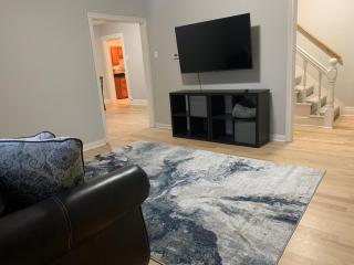 Two Bedroom Home in Downtown Naperville - Naperville - 3