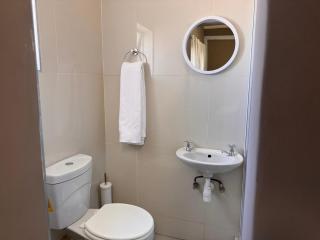 Stern self catering apartments - Windhoek - 7