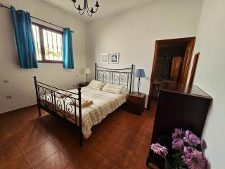 Casa Georgiana, central Playa Blanca, private pool - Playa Blanca - 3