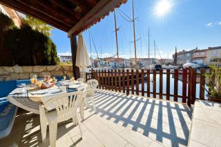 Big fisherman house with WIFI and a mooring close to the beach - Grimaud - 0