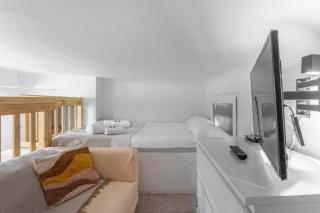 Cozy study room- Navigli -Bocconi NABA - Milan - 5