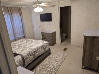 Peaceful home beside Lake Marion & near Cuddo Park - 8