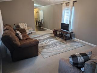 Peaceful home beside Lake Marion & near Cuddo Park - 0