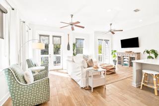 SunBurns by Stay on 30A- Pool, Bikes, Golf Cart - Inlet Beach - 1