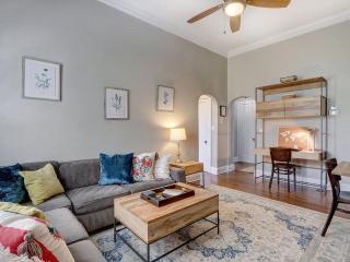 Charm on Liberty - Savannah - 6