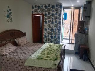 Muree oaks tulip block - Murree - 0