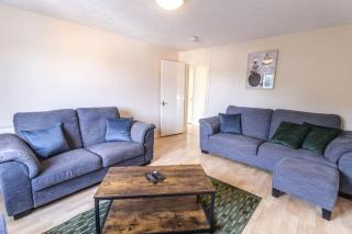 Thorley Apartment in North Swindon, Sleeps 4 in 2 bedrooms, Long Stay Disc, Parking - Swindon - 5