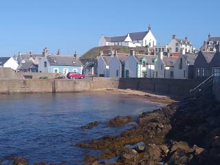 Laurel Bank, 2 Chapel Street - Buckie - 0