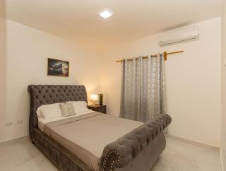 Crown lll- Guest Friendly-Pool -3 Bedrooms close to Everything - - 6