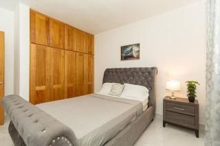 Crown lll- Guest Friendly-Pool -3 Bedrooms close to Everything - - 5