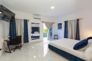 Crown lll- Guest Friendly-Pool -3 Bedrooms close to Everything - - 9