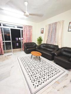 Shorelina Homestay - PD Laguna Condo - Port Dickson - 2