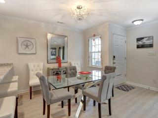 Sweet Location with Sophistication - Tybee Island - 2