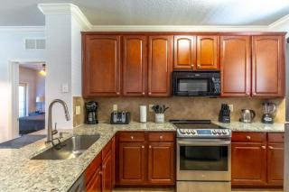 614 Bella Piazza - Davenport - 1