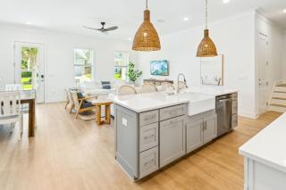 Vitamin Sea by Stay on 30A- Pool, Bikes - Inlet Beach - 3