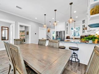 Snapper Paradise - Complimentary Golf Cart & Bikes! - 3