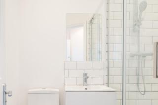 Host & Stay - Harbour Lights - 7