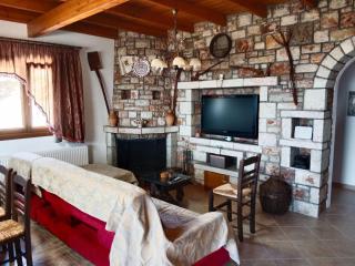 Tsampika's Traditional Stone Cottage in Siana - Siána - 5