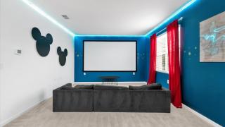 Winter Festivities 8BR Home with Pool - Kissimmee - 9
