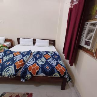 Vaidehi Vihar Kunj, Home Stay - Ayodhya - 1
